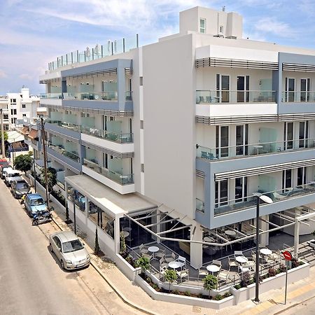 Astron Suites & Apartments コス・タウン エクステリア 写真